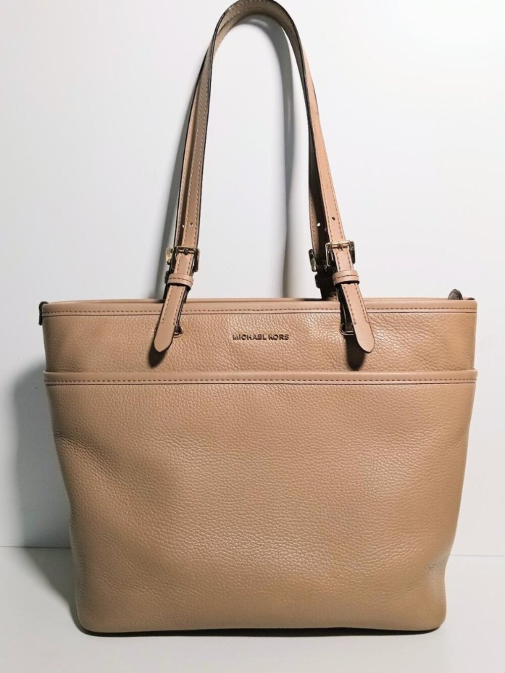 Michael Kors Winston Medium Top Zip Pebble Leather Pocket Tote Camel Tan